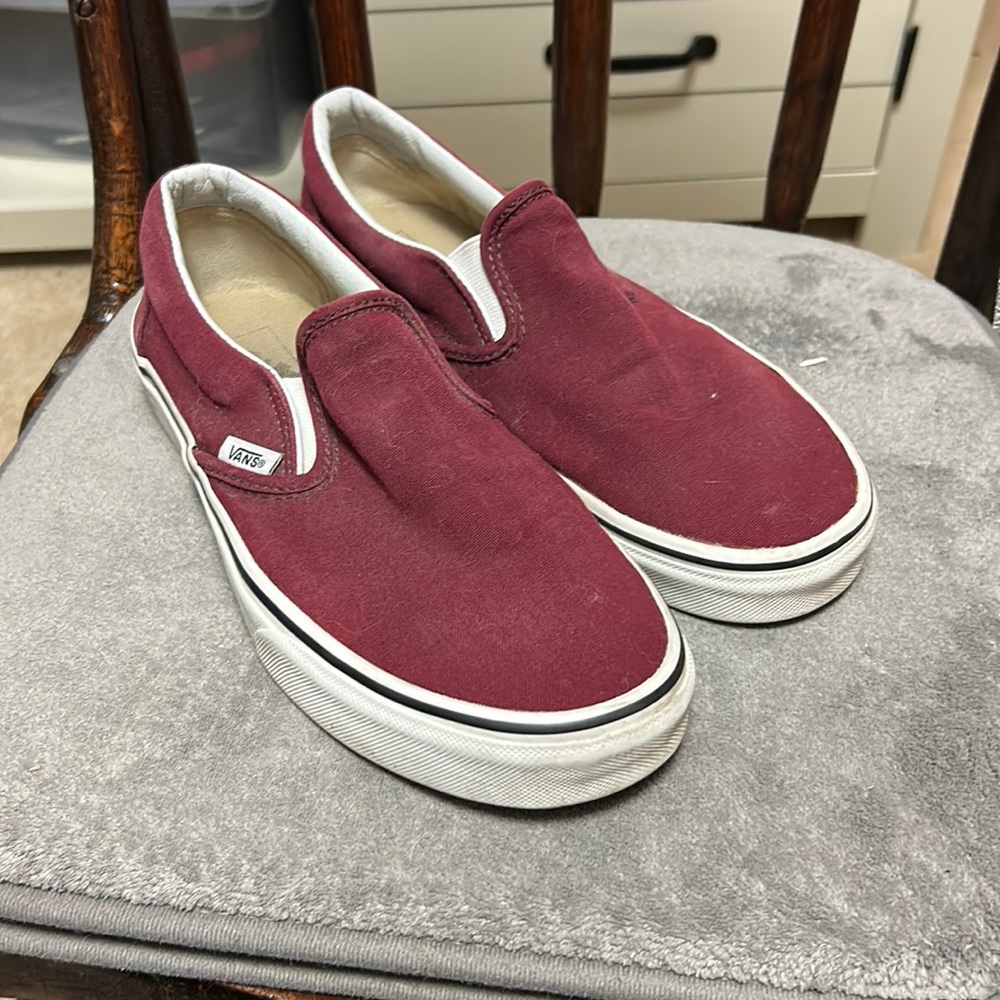 maroon vans